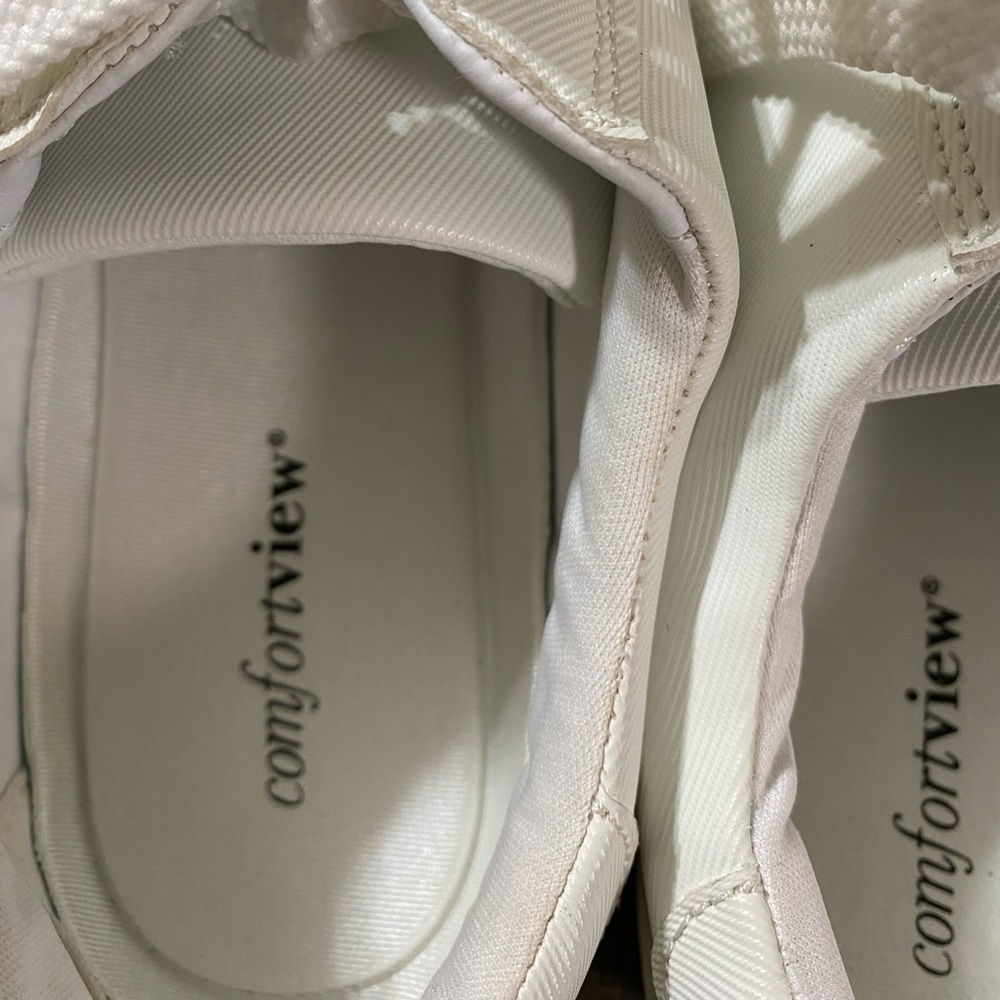 COMFORTVIEW WHITE EMBROIDERED WOMENS SNEAKER SIZE 11 - Picture 9 of 11